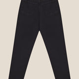 Calça Jeans Mom Jequitibá Preta Eco Denim™. Compre online moda sustentável e atemporal na Minimadeia. Roupas femininas estilosas, básicas e sustentáveis. Foto produto still 03