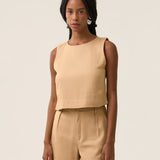 Regata de Linho e Viscose FSC™ Angico Bege. Compre online moda sustentável e atemporal na Minimadeia. Roupas femininas estilosas, básicas e sustentáveis. Foto produto 03