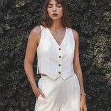 Colete Alfaiataria de Linho e Viscose FSC™ Calêndula Branco Off White. Compre online moda sustentável e atemporal na Minimadeia, marca slow fashion de roupas femininas. Foto produto 02