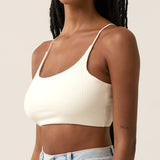 Top Camomila Alça Fina Branco Off White. Compre online moda sustentável e atemporal na Minimadeia. Roupas femininas estilosas, básicas e sustentáveis. Foto produto jul24 02