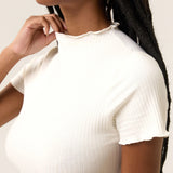 Blusa Gola Alta Verbena Branca Off White. Compre online moda sustentável e atemporal na Minimadeia. Roupas femininas estilosas, básicas e sustentáveis. Foto produto 06