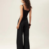 Calça Jeans Wide Leg Buriti Preta Eco Denim™. Compre online moda sustentável e atemporal na Minimadeia, marca slow fashion de roupas femininas. Foto produto MAR26 06