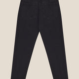 Calça Jeans Slouchy Cacau Preta Eco Denim™. Compre online moda sustentável e atemporal na Minimadeia. Roupas femininas estilosas, básicas e sustentáveis. Foto produto still 03