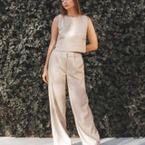 Regata Alfaiataria Angico de Linho e Viscose FSC™ Bege Claro. Compre online moda sustentável e atemporal na Minimadeia, marca slow fashion de roupas femininas. Foto produto JUL25 02