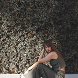 Calça Alfaiataria Pantalona Graviola de Linho e Viscose FSC™ Verde Escuro. Compre online moda sustentável e atemporal na Minimadeia, marca slow fashion de roupas femininas. Foto produto JUL25 14