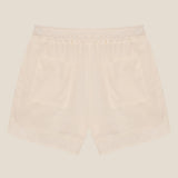 Shorts Alfaiataria Boxer de Linho e Viscose FSC™ Jambo Branco Off White. Compre online moda sustentável e atemporal na Minimadeia. Roupas femininas estilosas, básicas e sustentáveis. Foto produto still 03