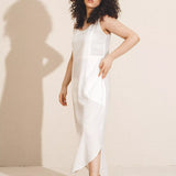 Vestido Midi em Linho & Viscose FSC™ Branco Off White. Compre online moda sustentável e atemporal na Minimadeia. Roupas femininas estilosas, básicas e sustentáveis. Foto produto 02