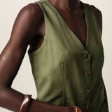 Colete Alfaiataria Calêndula de Linho e Viscose FSC™ Verde Escuro. Compre online moda sustentável e atemporal na Minimadeia, marca slow fashion de roupas femininas. Foto produto JUN26 06