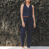 Calça Alfaiataria Slouchy Íris de Linho e Viscose FSC™ Azul Escuro. Compre online moda sustentável e atemporal na Minimadeia, marca slow fashion de roupas femininas. Foto produto SET25 01