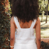 Blusa Alfaiataria Jasmim de Viscose FSC™ Branca Off White. Compre online moda sustentável e atemporal na Minimadeia, marca slow fashion de roupas femininas. Foto produto DEZ25 03