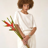 Blusa Alfaiataria Tulipa de Linho e Viscose FSC™ Branca Off White. Compre online moda sustentável e atemporal na Minimadeia, marca slow fashion de roupas femininas. Foto produto ABR25 07