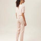 Blusa Tulipa de Linho e Viscose FSC™ Rosa Claro. Compre online moda sustentável e atemporal na Minimadeia, marca slow fashion de roupas femininas. Foto produto MAR26 04