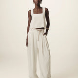Calça Alfaiataria Pantalona Agave em Viscose FSC™ Branca Off White. Compre online moda sustentável e atemporal na Minimadeia, marca slow fashion de roupas femininas. Foto produto JUN26 06