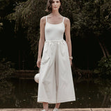 Calça Pantacourt Ipê em Algodão BCI™ Branca Off White. Compre online moda sustentável e atemporal na Minimadeia, marca slow fashion de roupas femininas. Foto produto SET26 01