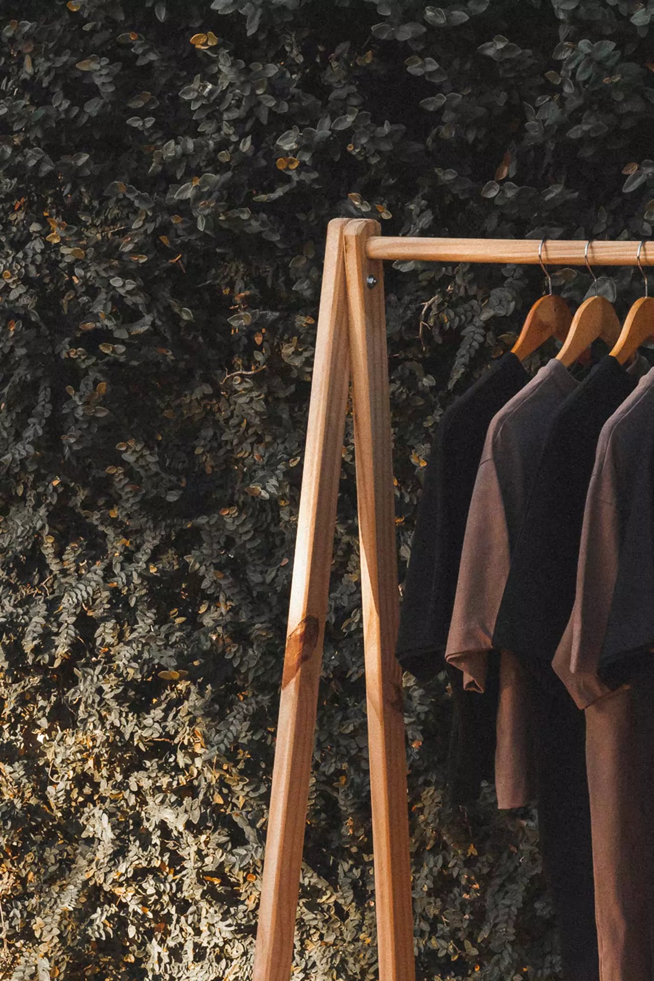 Nova coleção de t-shirt oversized. Compre online roupas sustentáveis na MINIMADEIA.