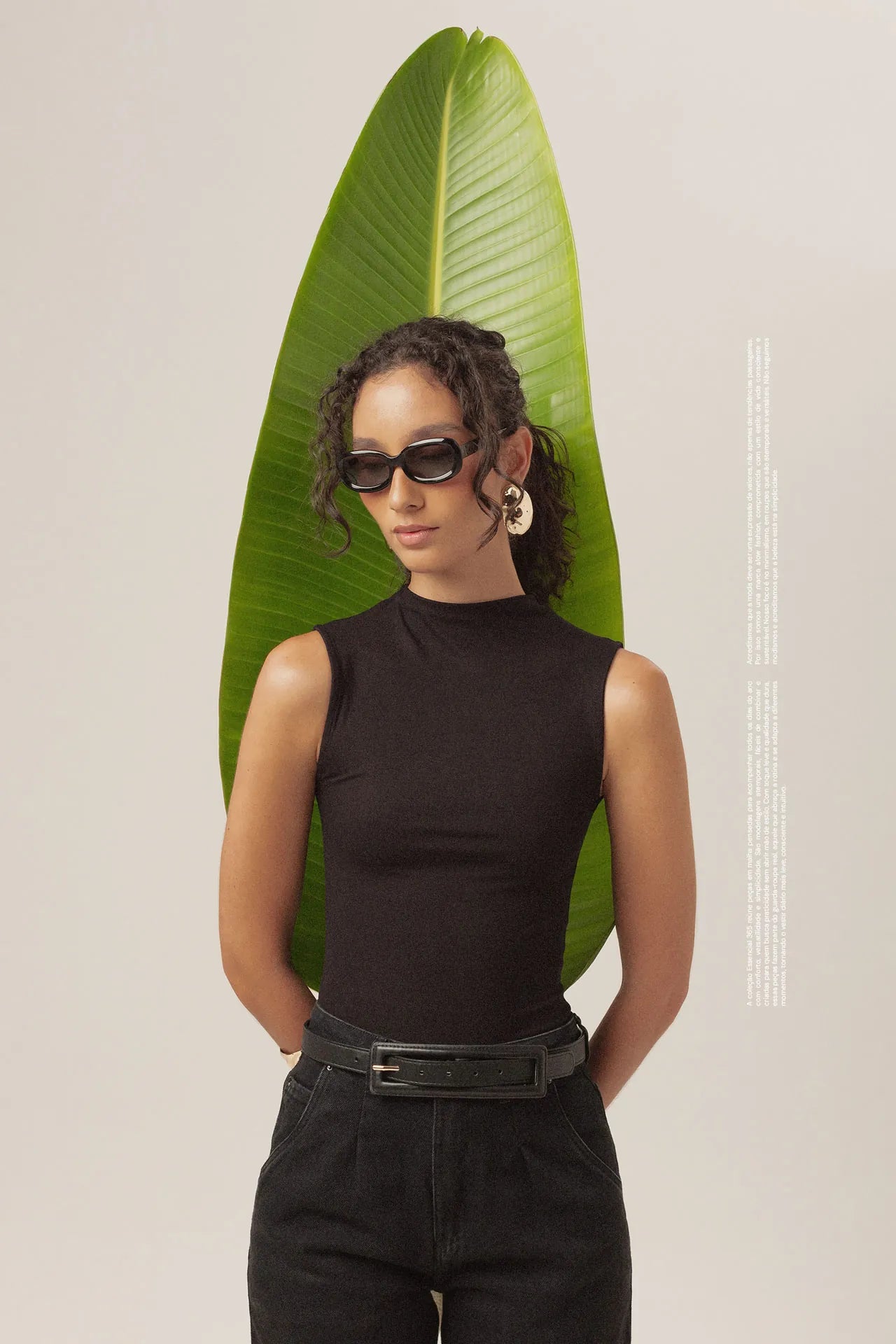 Lançamento Essencial 365 Minimadeia | Roupas Atemporais para Todos os Dias. Banner Mobile 45B