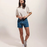 Blusa Ampla de Algodão BCI™ Branca Off White. Compre online moda sustentável e atemporal na Minimadeia. Roupas femininas estilosas, básicas e sustentáveis. Foto produto 06