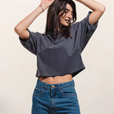 Blusa Ampla de Algodão BCI™ Cinza. Compre online moda sustentável e atemporal na Minimadeia. Roupas femininas estilosas, básicas e sustentáveis. Foto produto 01